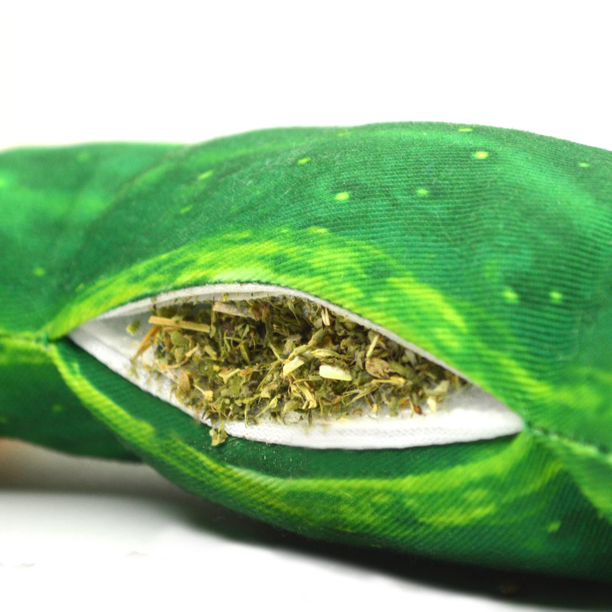 Meowijuana Get Kickin Refillable Spicy Pickle Kicker Cat Toy
