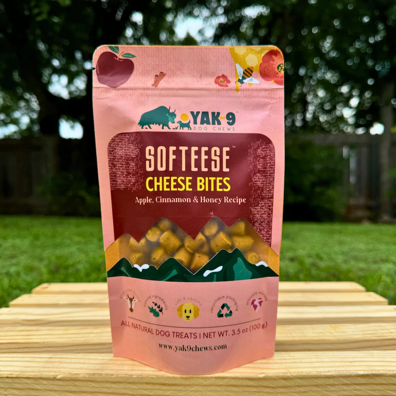 Yak9 Softeese Apple Cinnamon Cheese Bites 3.5oz